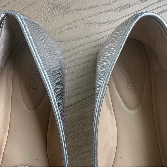 Ralph Lauren Jayna Metallic Leather Flat Silver 6.5 - Picture 4 of 6